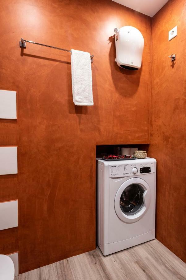 Acropolis Koukaki Newly Renovated 55Sq.M Apartment Athena Bagian luar foto